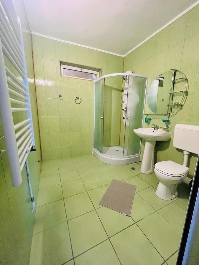 Hypnotic Villa Pitesti Ngoại thất bức ảnh