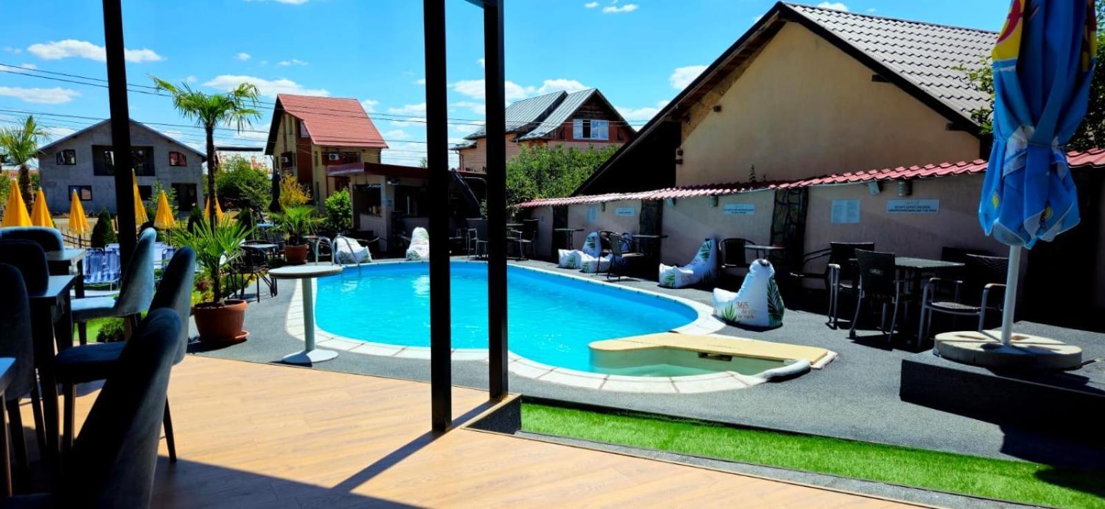 Hypnotic Villa Pitesti Ngoại thất bức ảnh